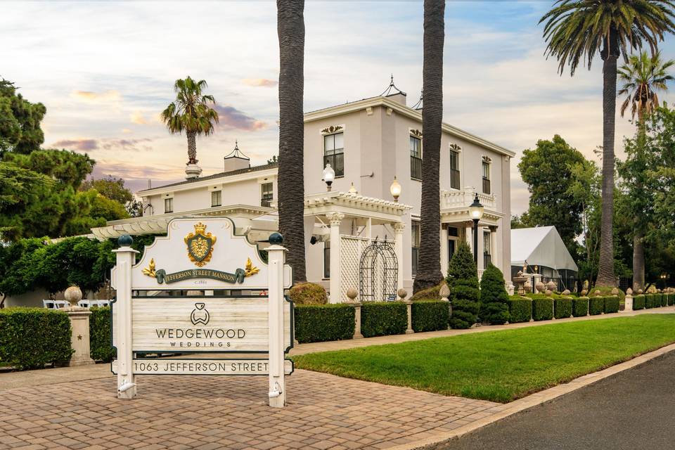 Jefferson Street Mansion