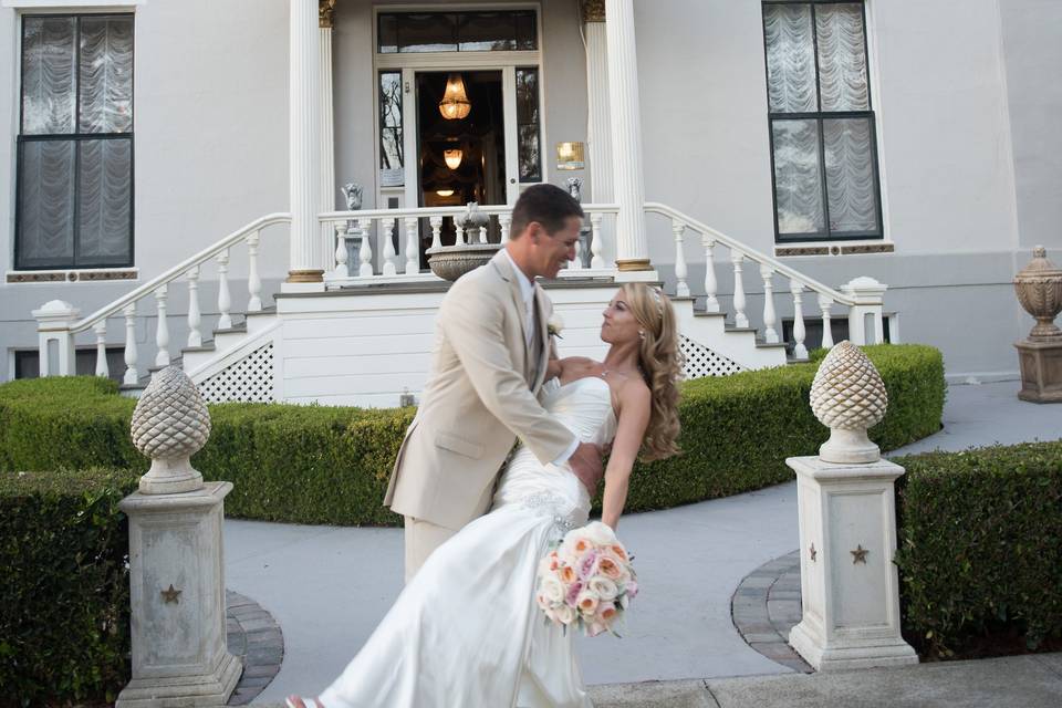 Jefferson Street Mansion by Wedgewood Weddings