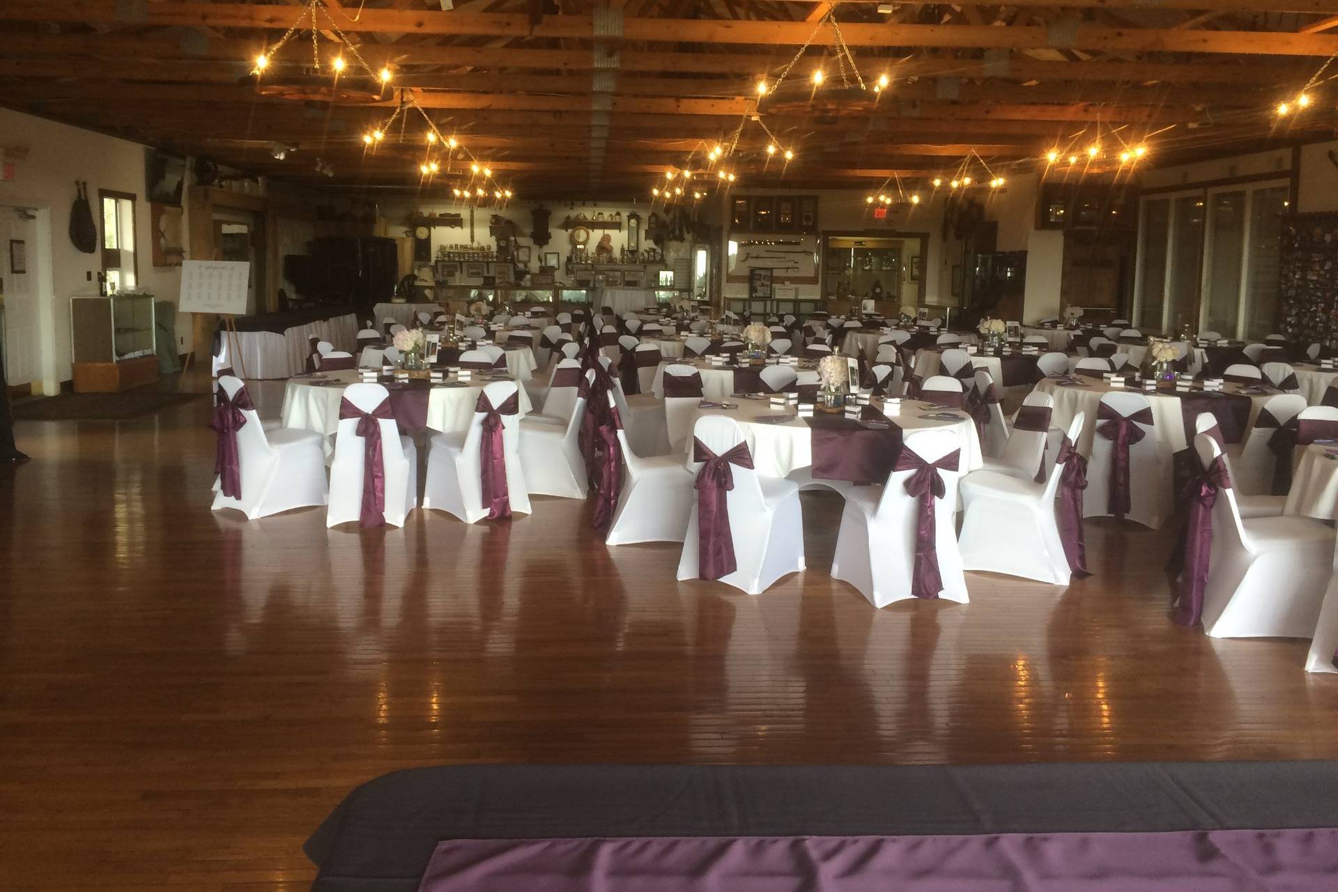 Little Britain Carriage House Barn & Farm Weddings Burlington, KY