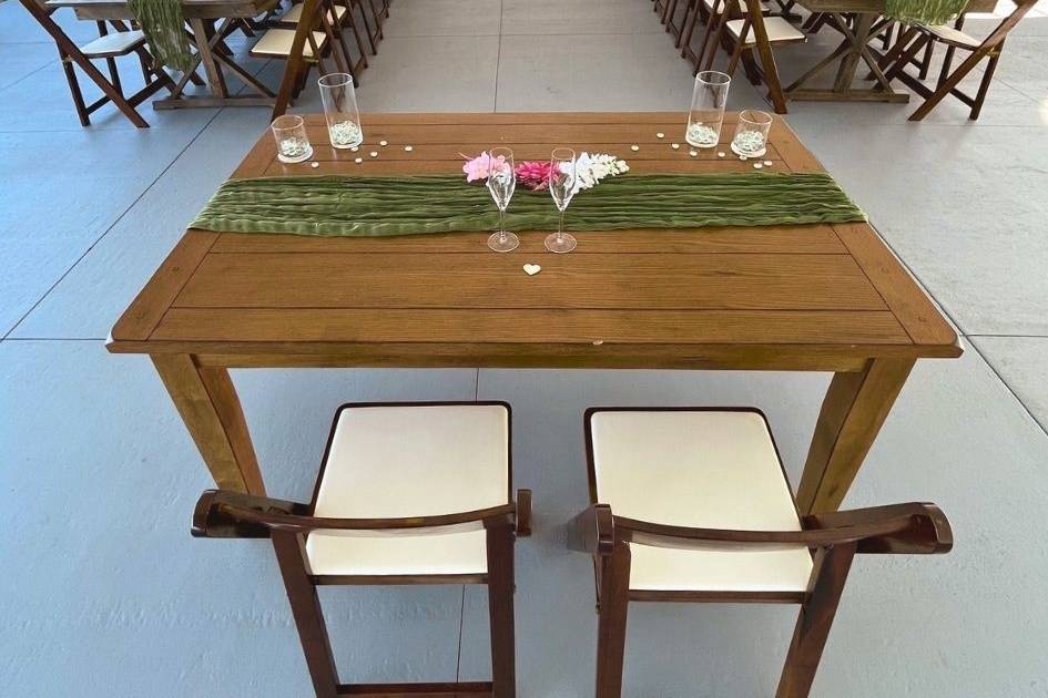 Included Sweetheart Table