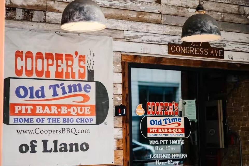Cooper's Old Time Pit Bar-B-Que