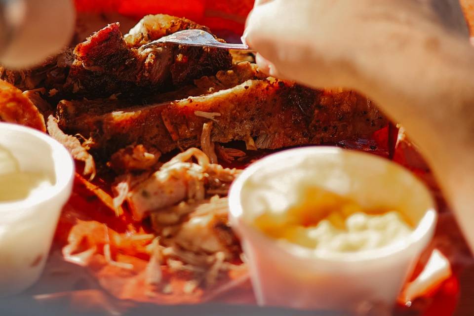 Cooper's Old Time Pit Bar-B-Que