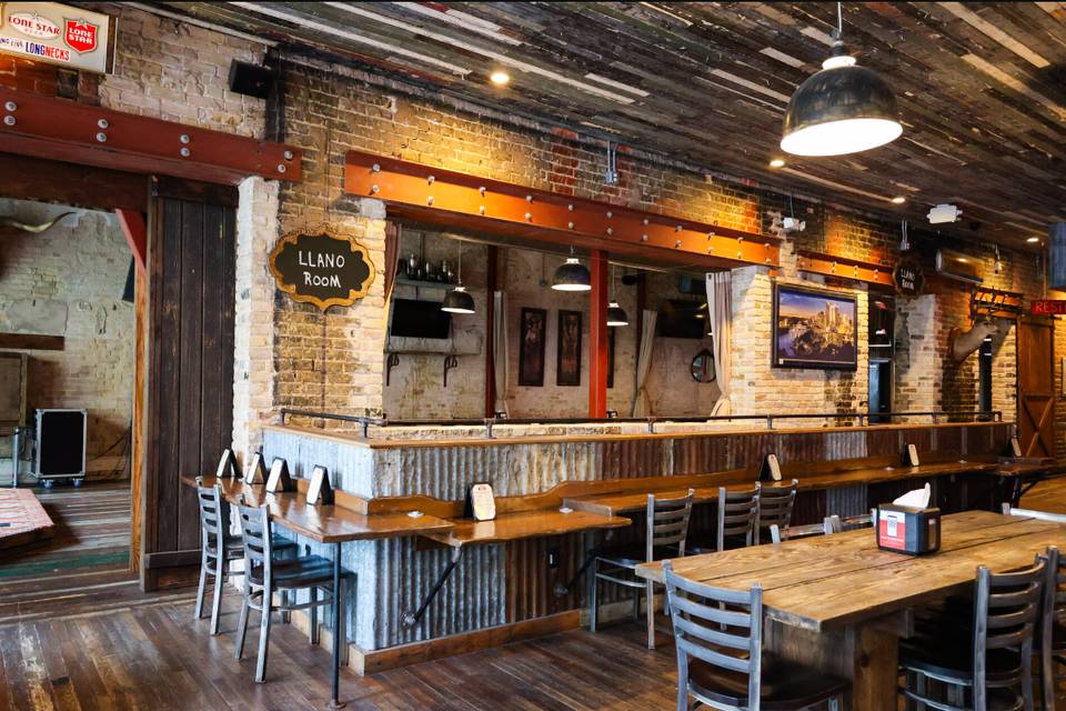 Cooper's Old Time Pit Bar-B-Que