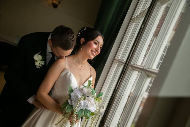 Avina Photography