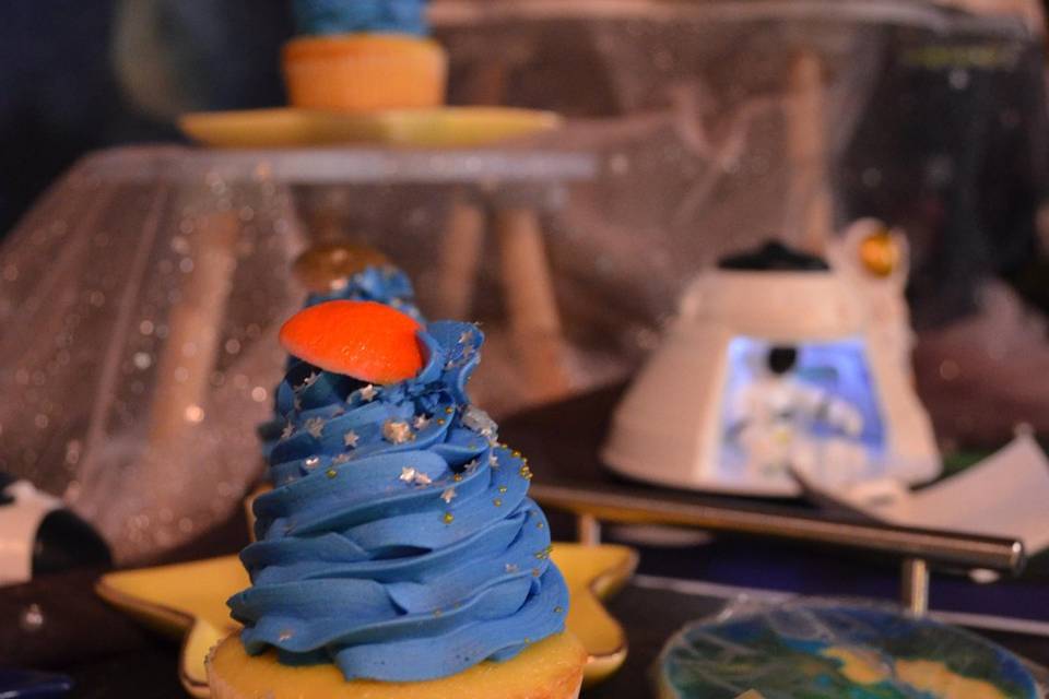 Outer Space Themed Cupcakes