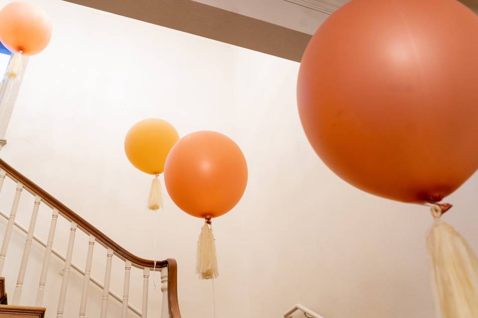 Wedding balloon decoration