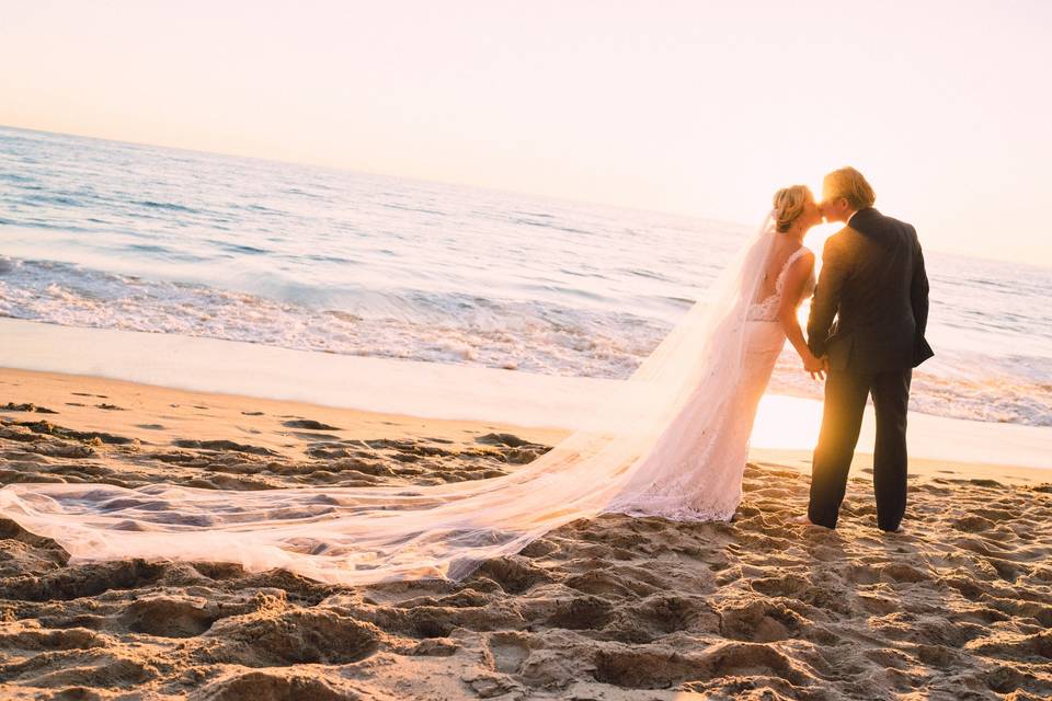 Surf & Sand Couple