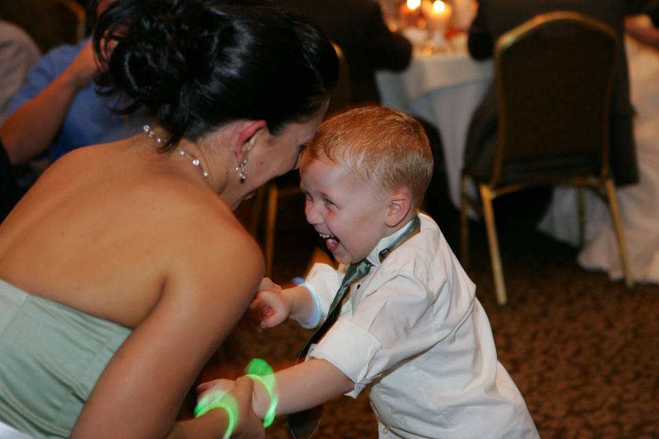 Bride and daughter