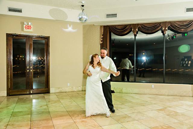 Sweet Heart Dance Pose