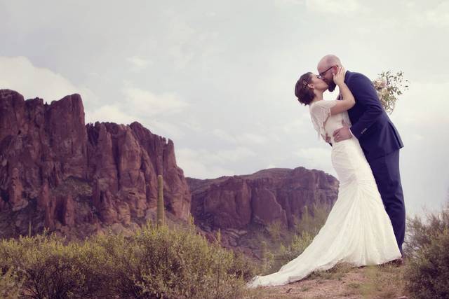 superstition mountain wedding portraits