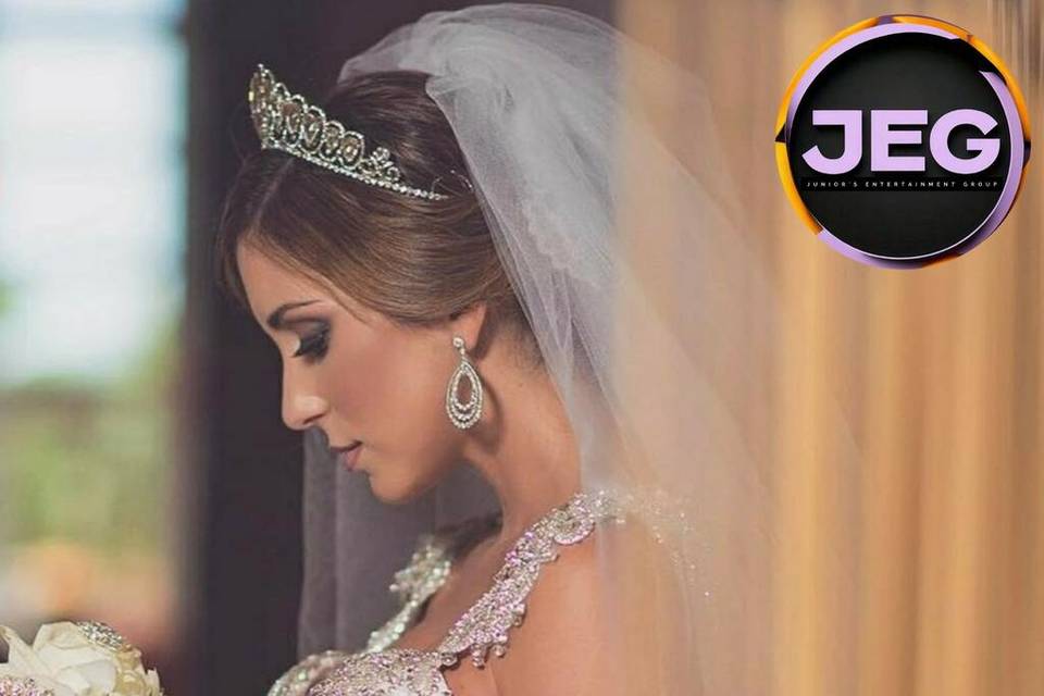 We provide Photo/Video Service