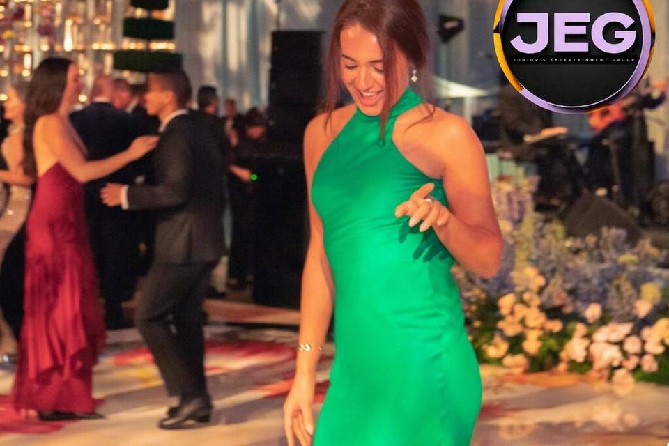 Junior's Entertainment Effect