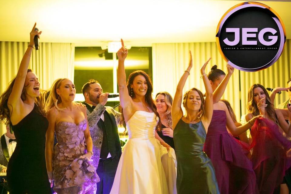 Junior's Entertainment Effect