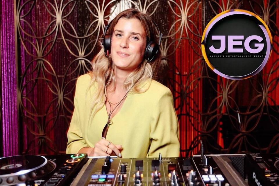 Unique Bands + DJs + more