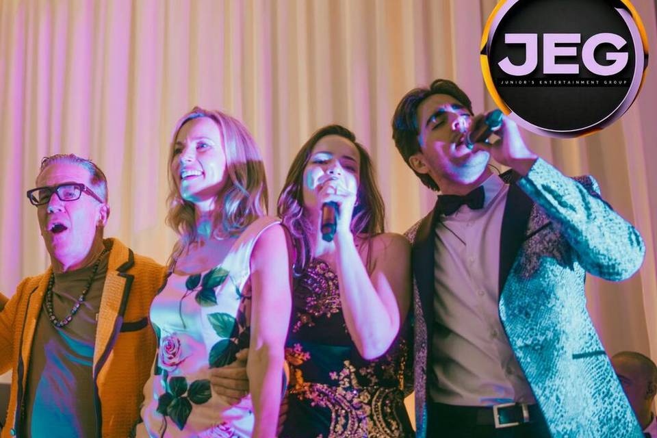 Junior's Entertainment Effect