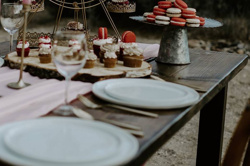 Head table