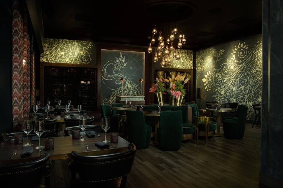 Peacock Lounge