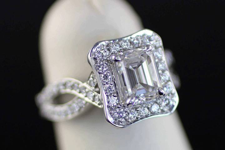 Emerald Diamond Infinity Ring
