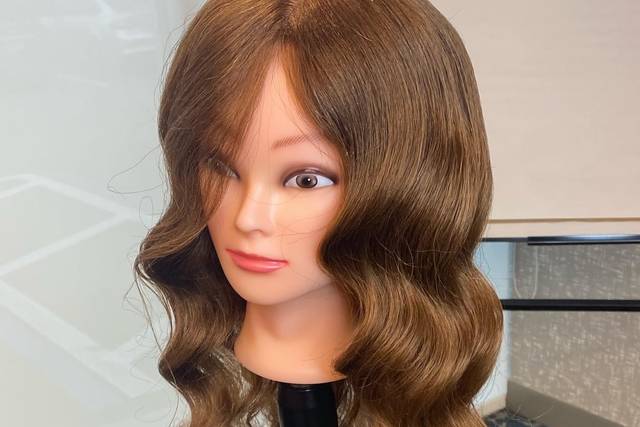 Wedding hairstyle (front)