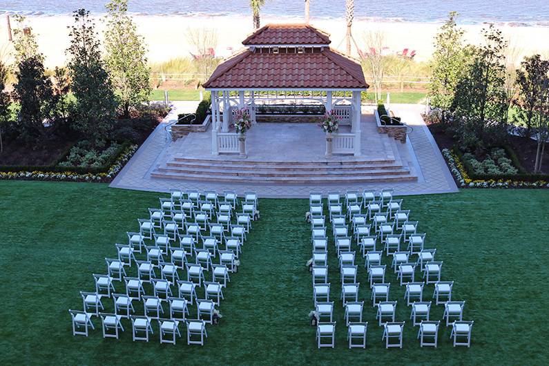 Outdoor wedding set-up