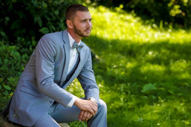 A newlywed - Glam Tie Media