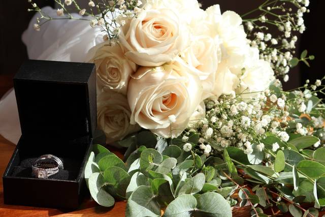 Rings and decor
