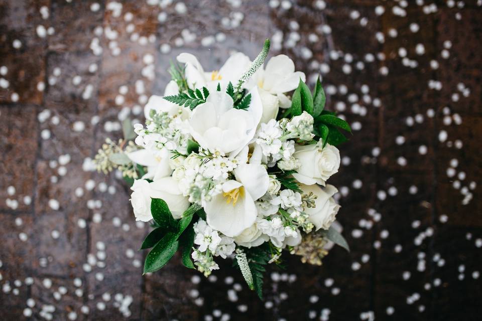 White bouquet