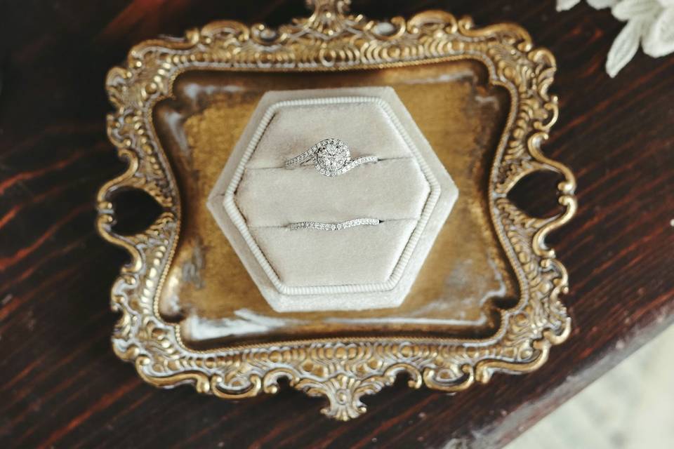 Dainty Details