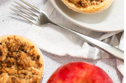 Apple streusel pie