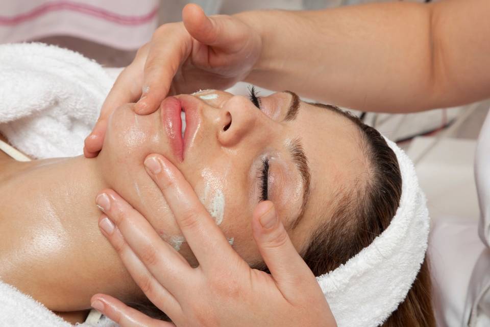 Facial