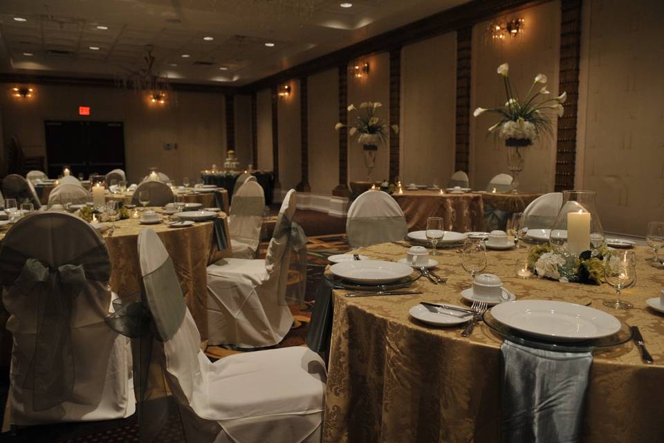 Moments Party Rentals & Decor - Party Rentals and Decor in