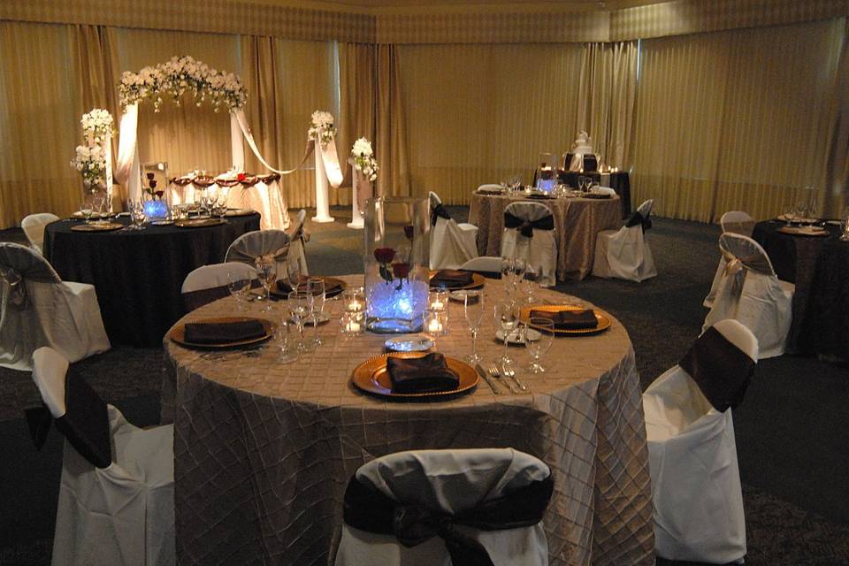 Moments Party Rentals & Decor - Party Rentals and Decor in