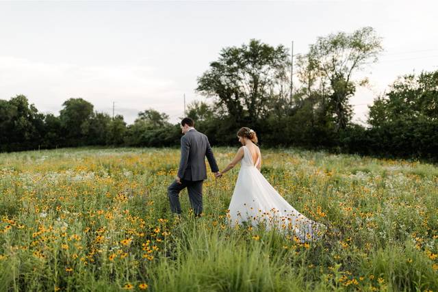 The Legacy at Green Hills - Barn & Farm Weddings - Kansas City, MO ...