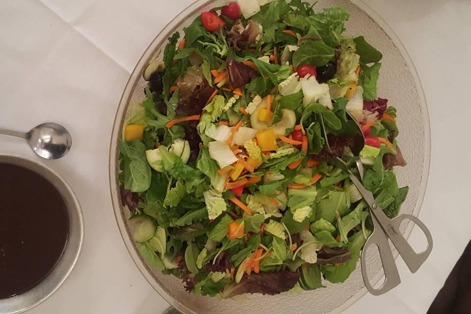 We are happy to offer salads to match a wide variety of tastes.