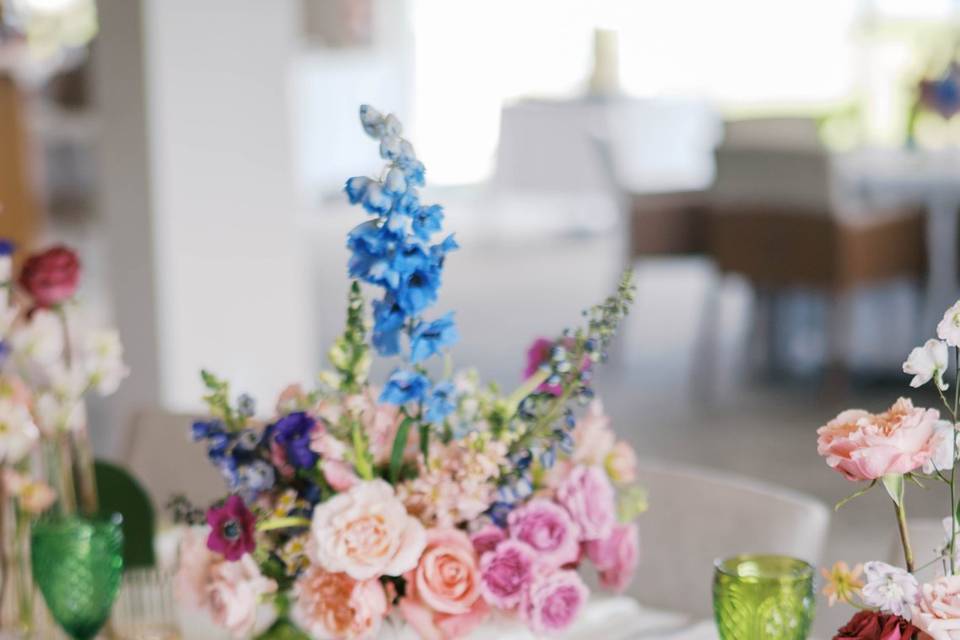 Lush table scape