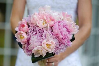 Flowers by Amy: Weddings and Design