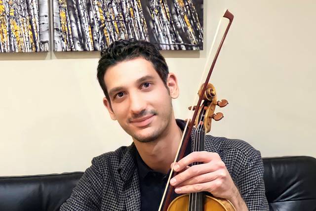 Narek Kelian Violinist
