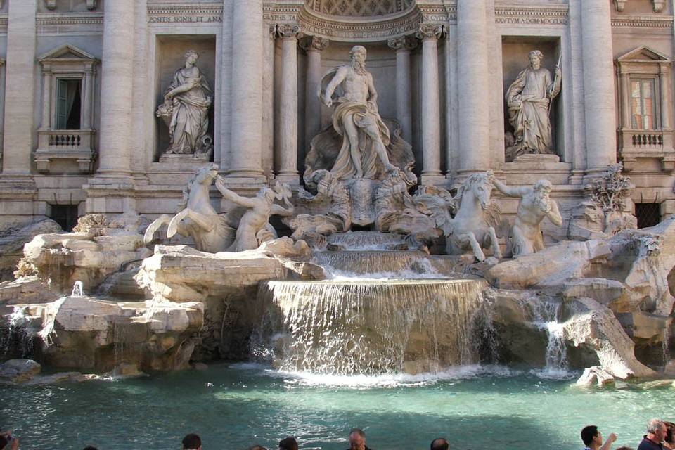 Trevi Fountain, Rome, Italy