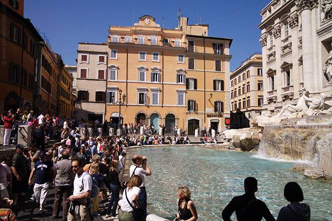 Trevi Fountain, Rome, Italy