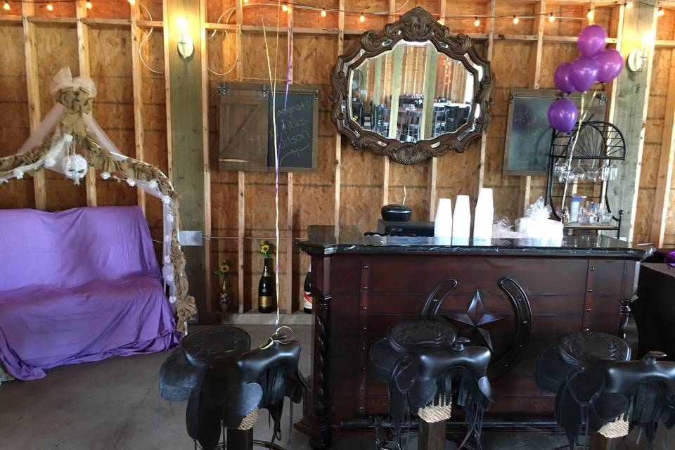 Barn Stall Winery & Wedding Barn