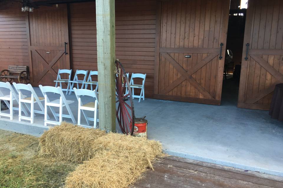 Barn Stall Winery & Wedding Barn