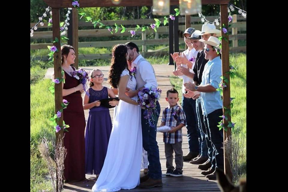 Barn Stall Winery & Wedding Barn