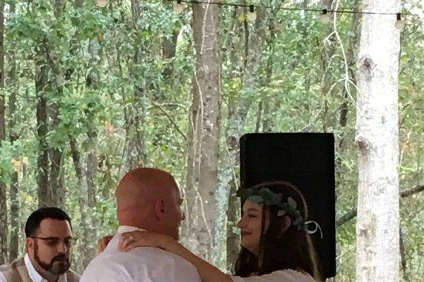 Outdoor wedding with Audiocake's Mr. Christopher