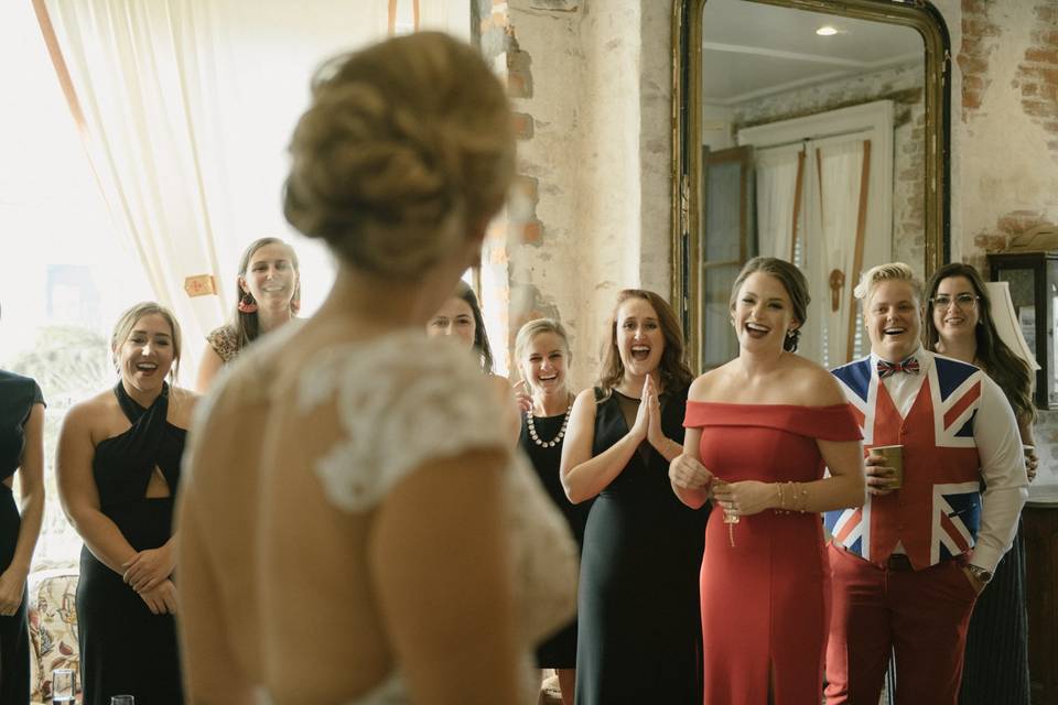 The sweetest bridal reveal