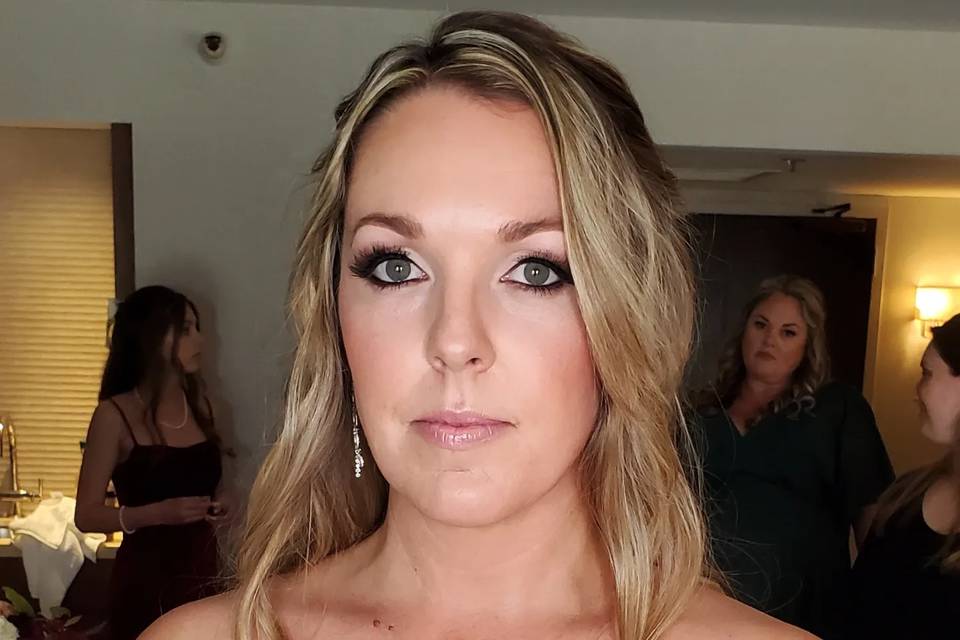 Cristal Stephani Makeup Artist
