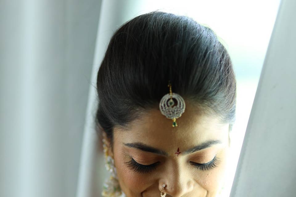 South Indian bridal make-up