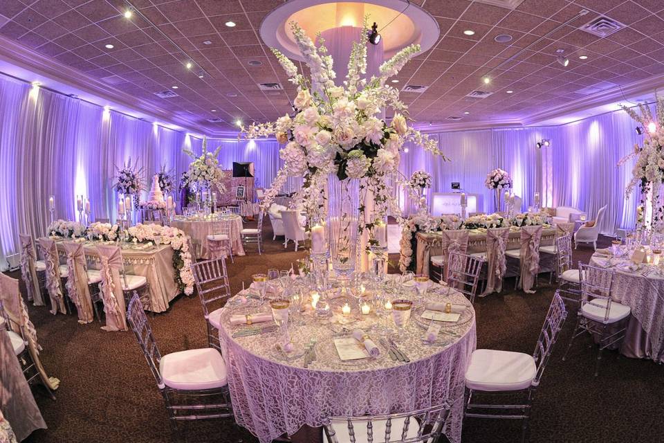 Reception setup and decor