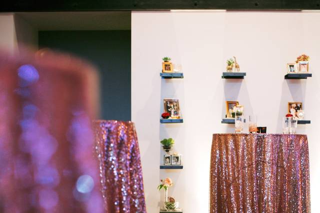 Urban Glam Wedding. Photo by Catherine Abegg.
