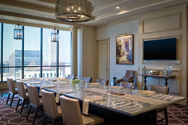 Hilton New Orleans Riverside