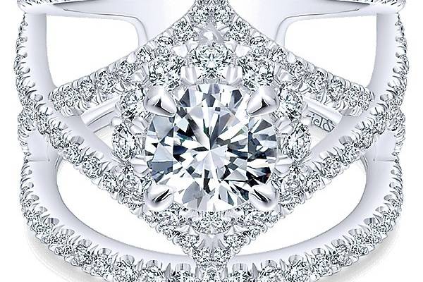 BIG DIAMOND IMPORTERS & FINE JEWELRY